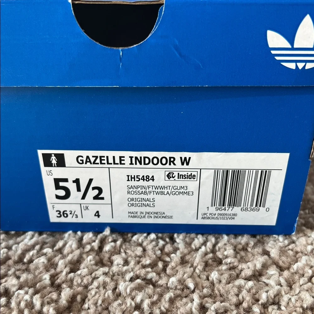 Adidas Gazelle - NWT! - Pink and White Sneakers - Picture 4 of 7